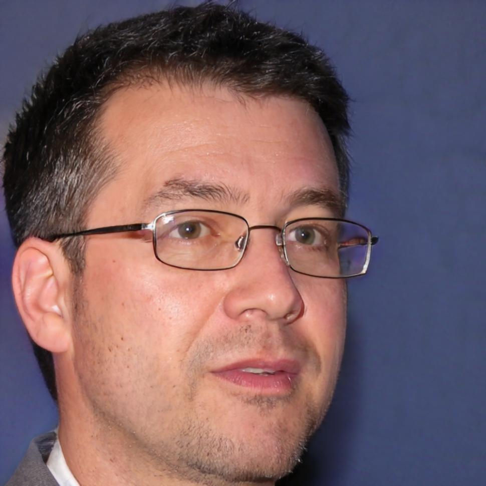 Portrait de Laurent Mercier, mentor spécialisé en projets étudiants